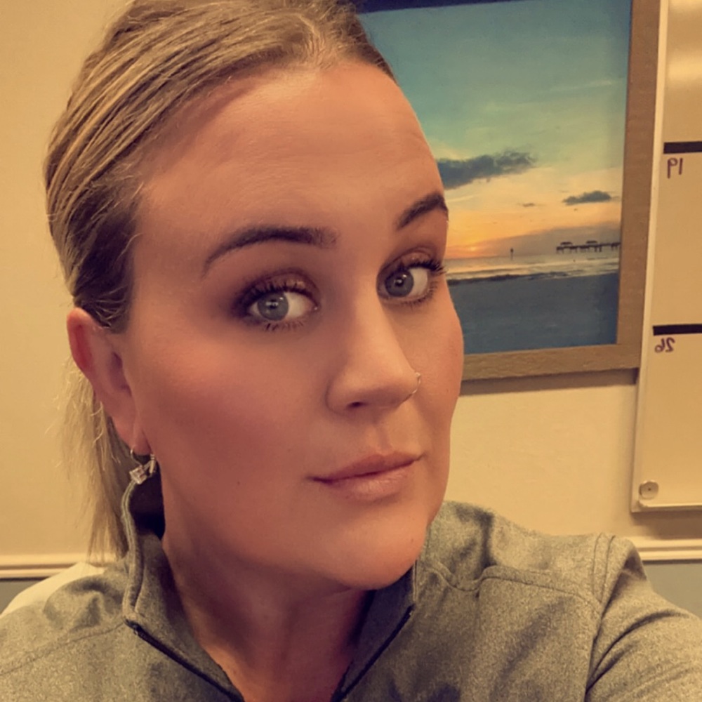 Meet your Posher, Hannah